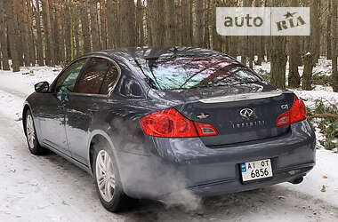 Седан Infiniti G25 2010 в Києві