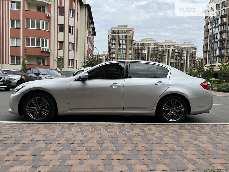 Седан Infiniti G25 2011 в Києві