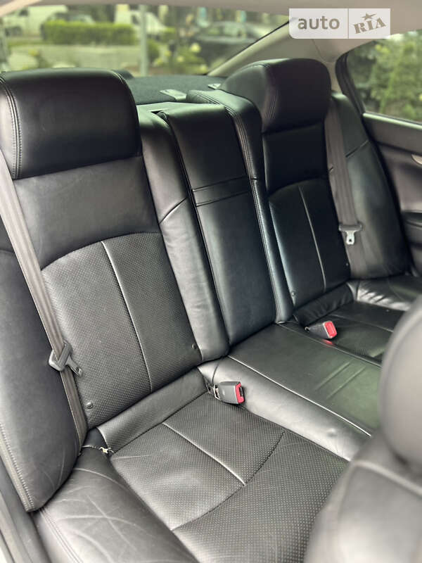 Седан Infiniti G25 2011 в Києві