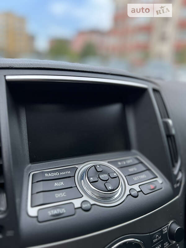 Седан Infiniti G25 2011 в Києві