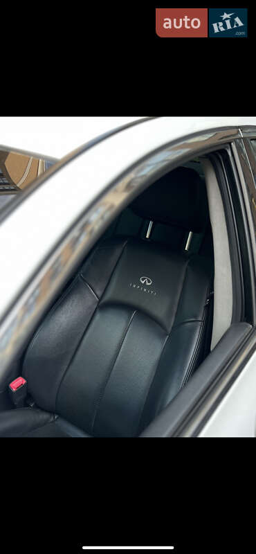 Седан Infiniti G25 2012 в Києві
