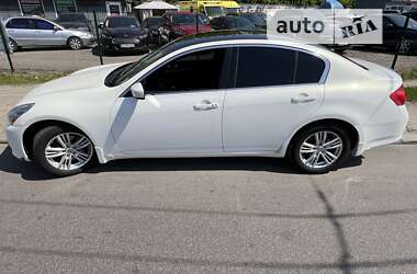 Седан Infiniti G25 2010 в Киеве