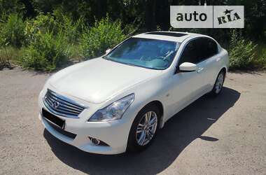 Седан Infiniti G25 2011 в Черкасах