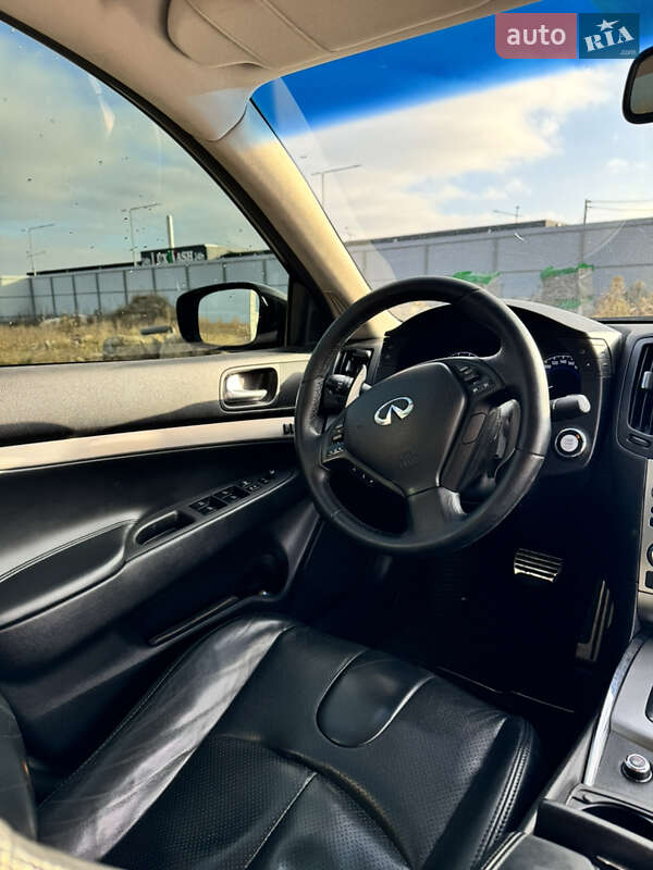 Седан Infiniti G25 2012 в Львові