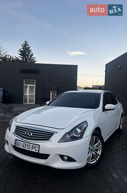 Седан Infiniti G25 2012 в Киеве