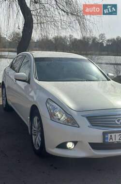 Седан Infiniti G25 2012 в Ровно