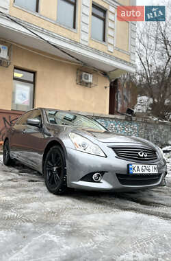 Седан Infiniti G25 2011 в Киеве