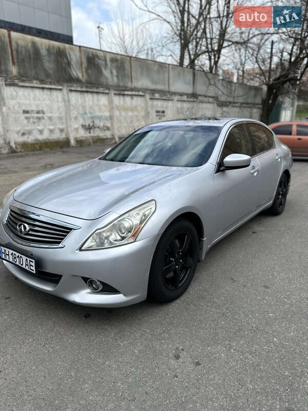 Седан Infiniti G25 2010 в Одесі