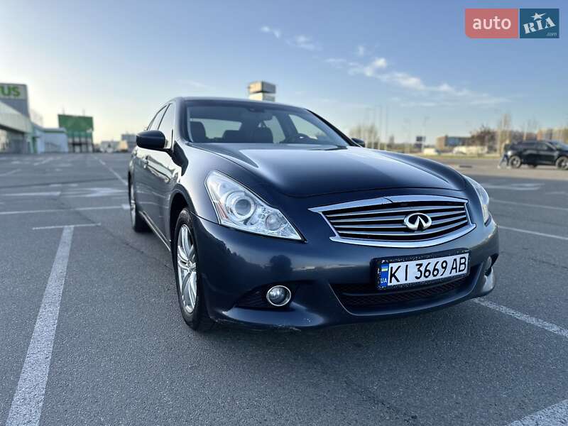 Infiniti G25