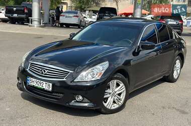 Седан Infiniti G25 2011 в 