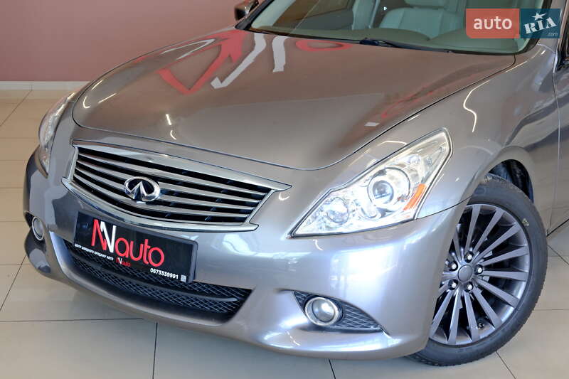 Седан Infiniti G25 2011 в Одессе