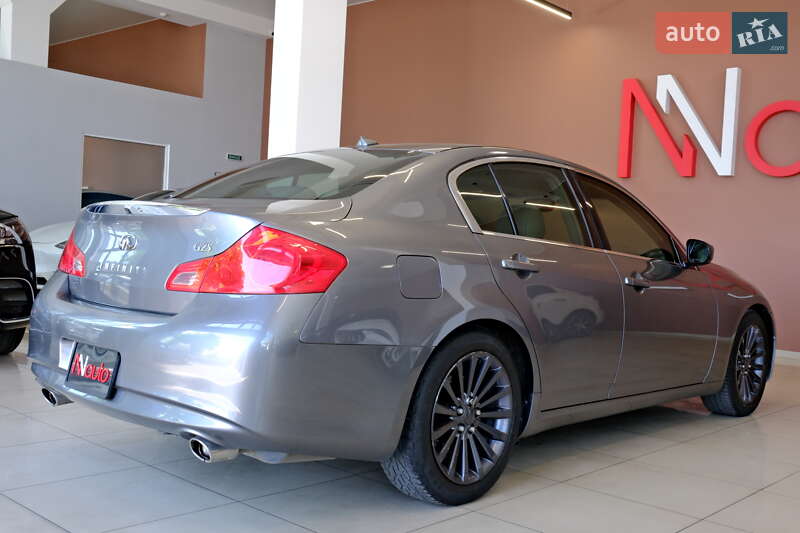 Седан Infiniti G25 2011 в Одессе