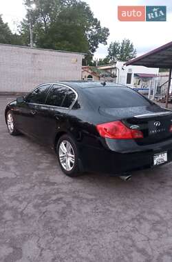 Седан Infiniti G25 2012 в 