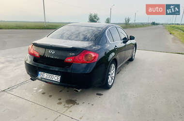 Седан Infiniti G25 2012 в 