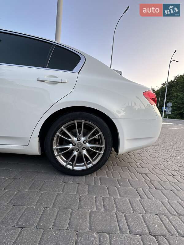 Седан Infiniti G25 2012 в Києві