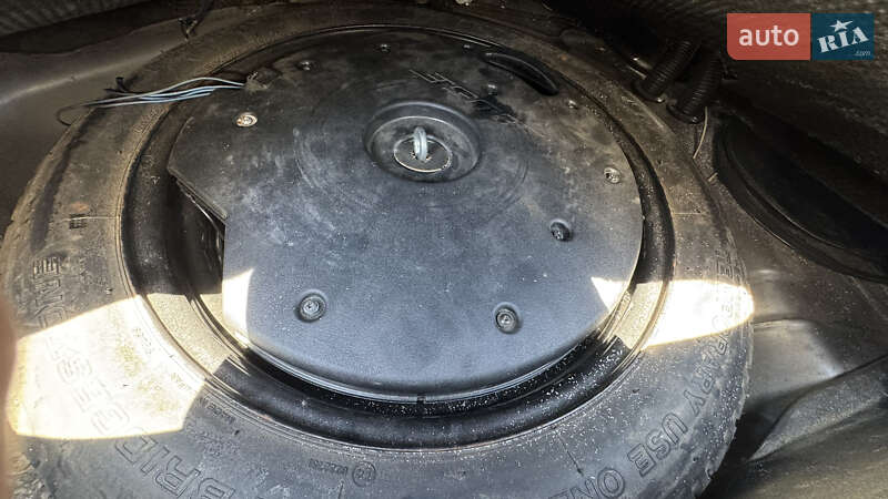 Седан Infiniti G25 2010 в Запоріжжі