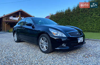 Седан Infiniti G25 2012 в Софіївській Борщагівці