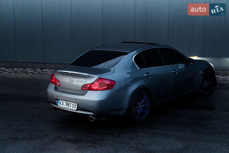 Седан Infiniti G25 2010 в Києві