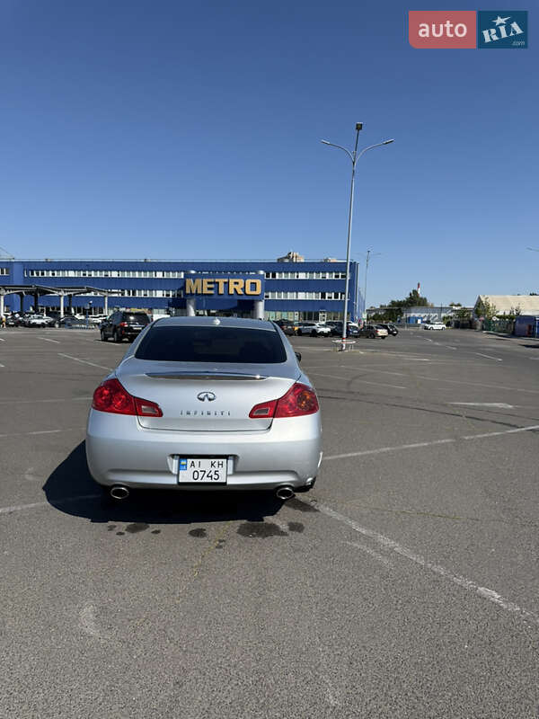 Седан Infiniti G25 2011 в Києві