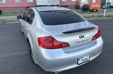 Седан Infiniti G25 2012 в 