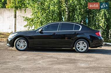 Седан Infiniti G25 2010 в Києві