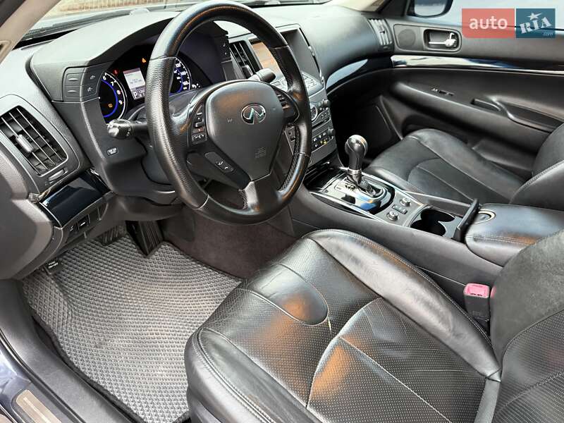 Седан Infiniti G25 2011 в Києві