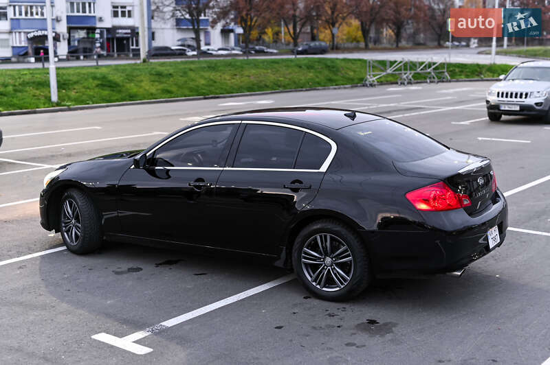 Седан Infiniti G25 2012 в Чернигове фото 10 Седан Infiniti G25 2012 в Чернигове