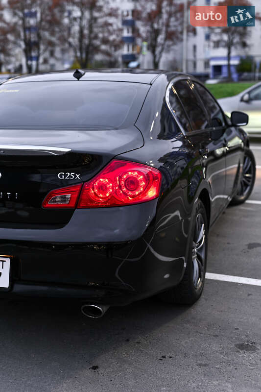 Седан Infiniti G25 2012 в Чернигове фото 16 Седан Infiniti G25 2012 в Чернигове