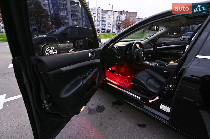 Седан Infiniti G25 2012 в Чернигове фото 39 Седан Infiniti G25 2012 в Чернигове