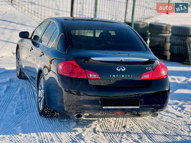 Седан Infiniti G25 2012 в Києві