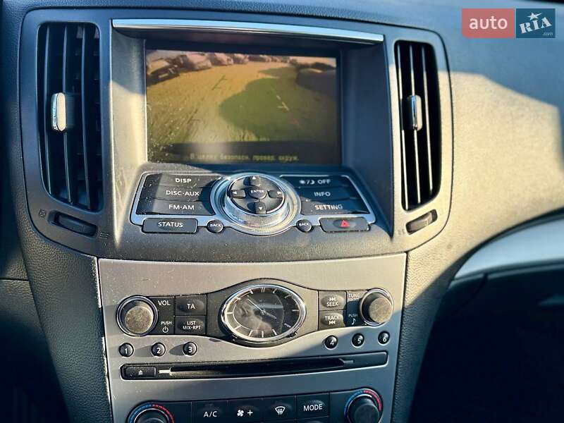 Седан Infiniti G25 2012 в Києві