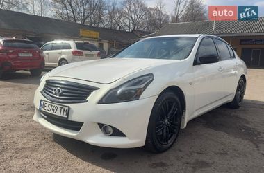 Седан Infiniti G25 2012 в Чернигове