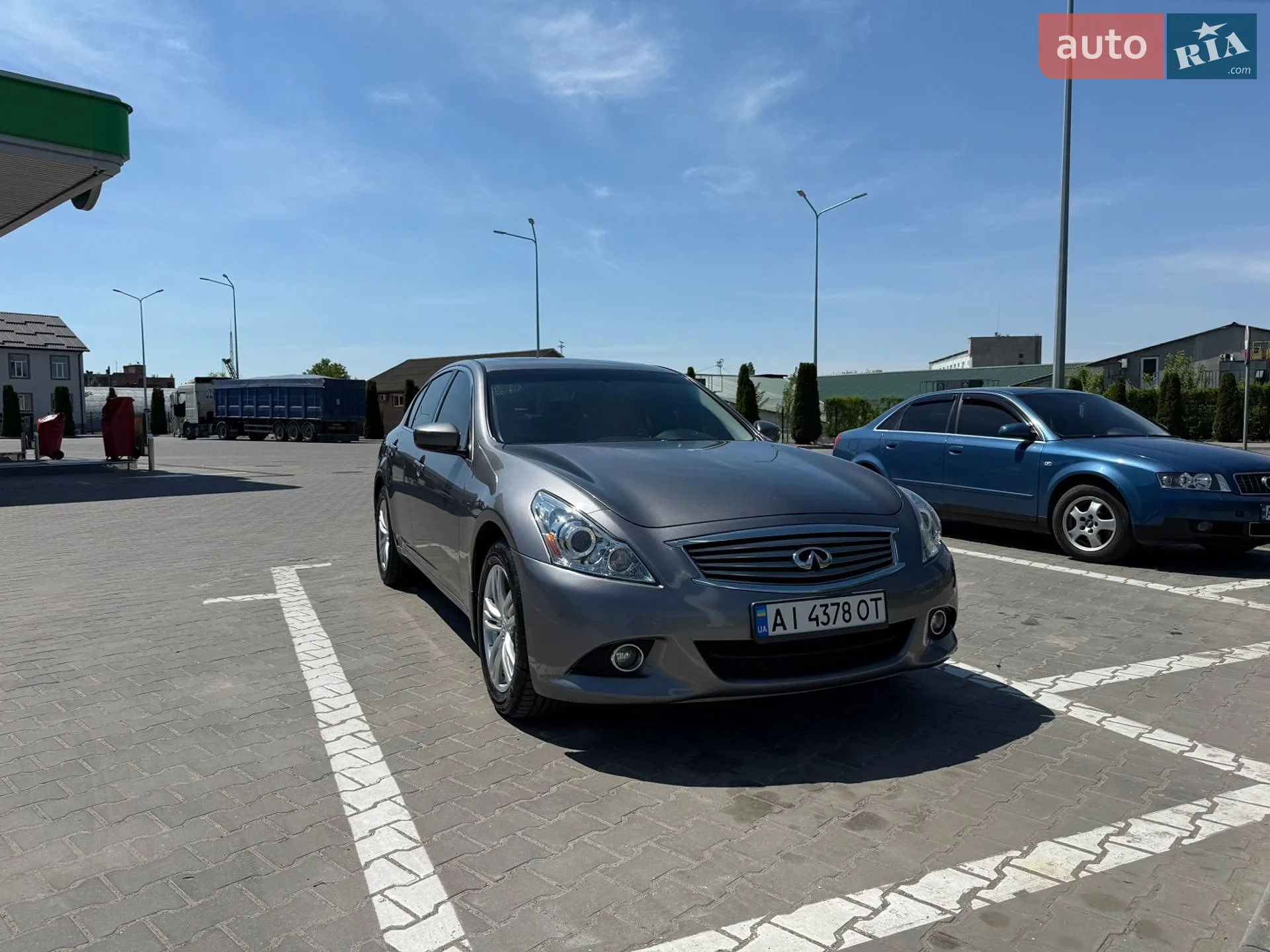 2011 Infiniti G - мініатюра 5