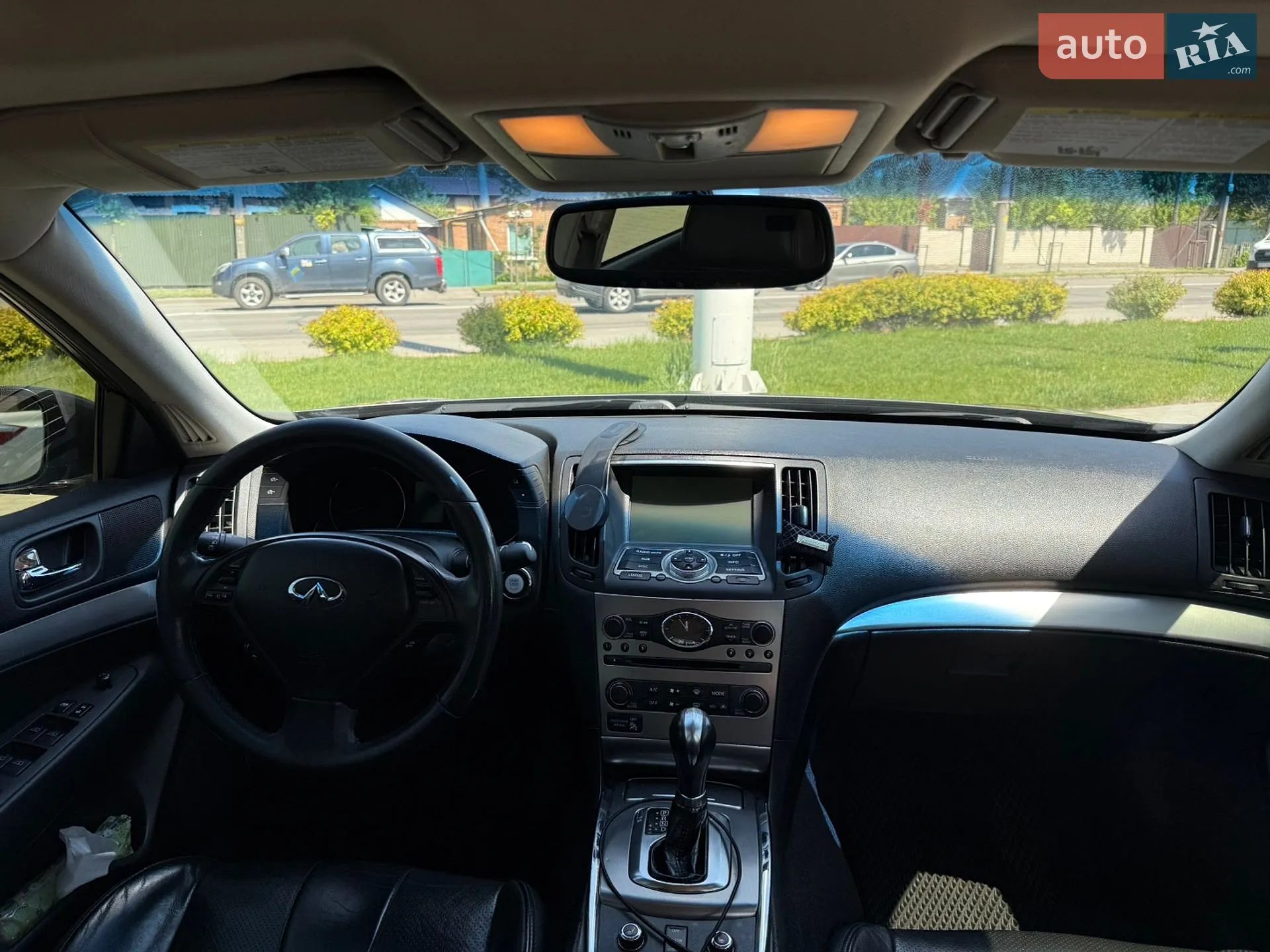2011 Infiniti G - мініатюра 15