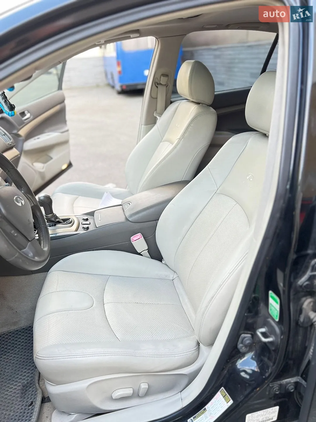 2011 Infiniti G - мініатюра 14