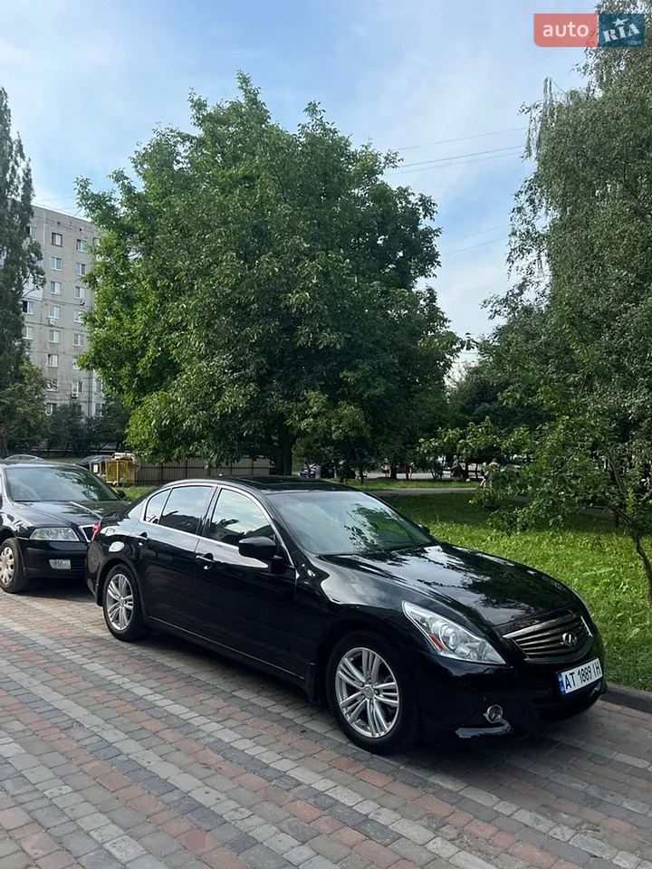 2011 Infiniti G - мініатюра 13