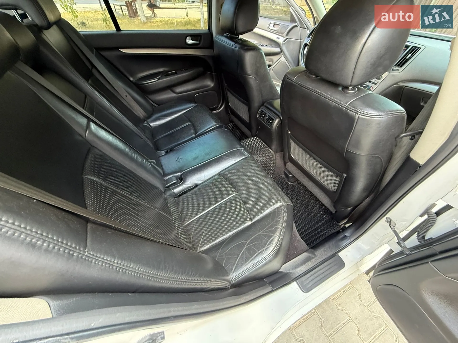 2012 Infiniti G - мініатюра 42