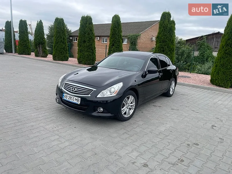 Infiniti G25 2012