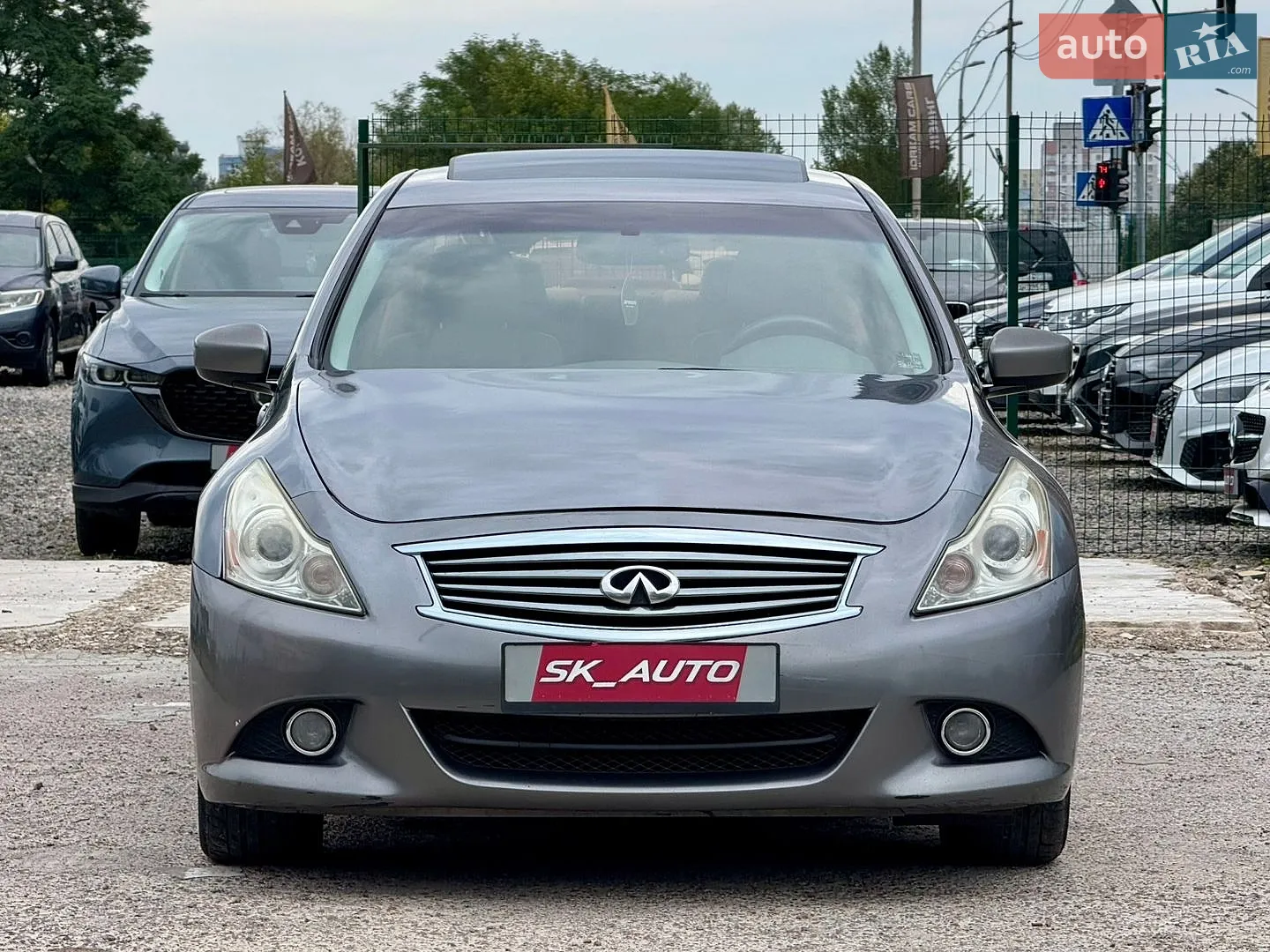 2011 Infiniti G - мініатюра 2