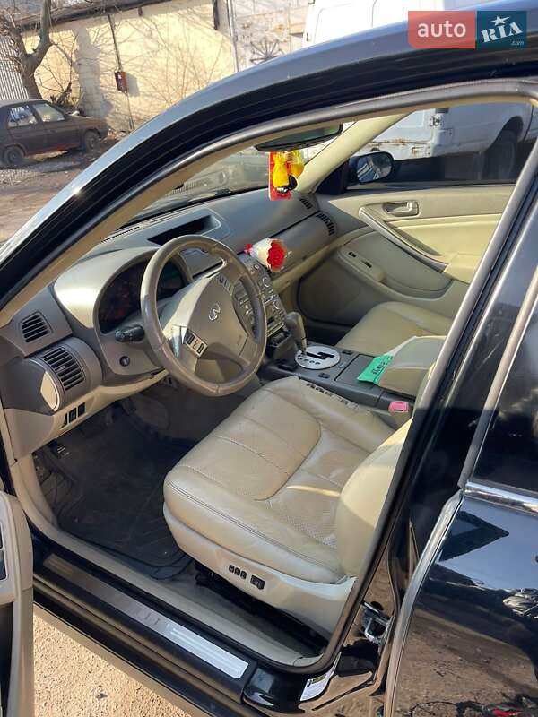 Седан Infiniti G35 2004 в Запорожье