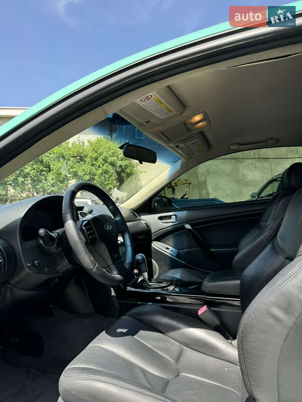 Купе Infiniti G35 2004 в Одессе