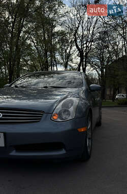 Купе Infiniti G35 2005 в 