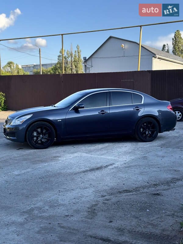 Седан Infiniti G35 2008 в Полтаве