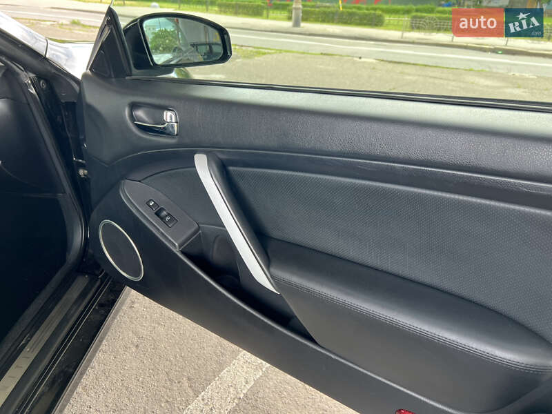 Купе Infiniti G35 2006 в Києві