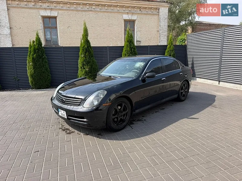 Infiniti G35 2004