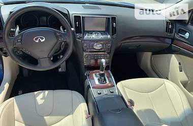 Кабриолет Infiniti G37 2012 в Киеве