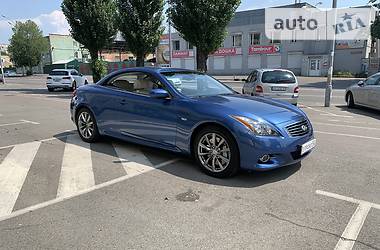 Кабриолет Infiniti G37 2012 в Киеве