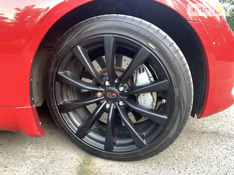 Купе Infiniti G37 2008 в Києві