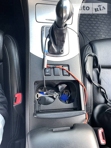 Купе Infiniti G37 2008 в Києві