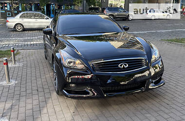 Купе Infiniti G37 2010 в Киеве